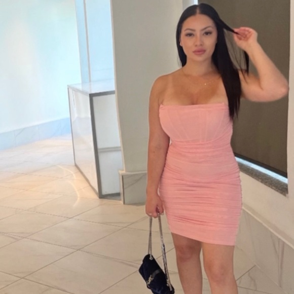 Pink strapless dress - Picture 2 of 5